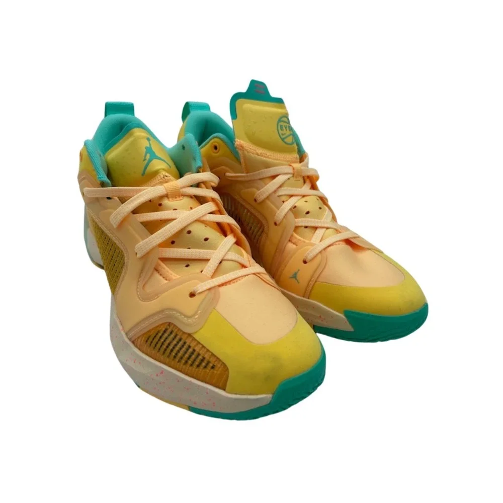 Jordan Air Jordan‎ 37 Low Men's Size 10.5 Citron Tint EYBL Basketball Shoes